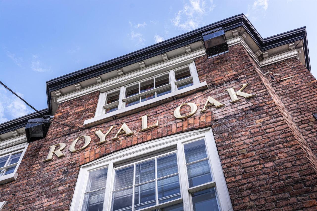 The Royal Oak Hotel, Welshpool, Mid Wales Buitenkant foto